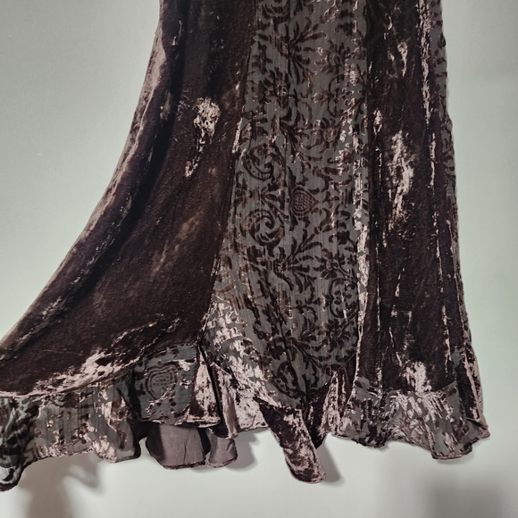 Vintage brown crushed velvet long skirt - Picture 9 of 12